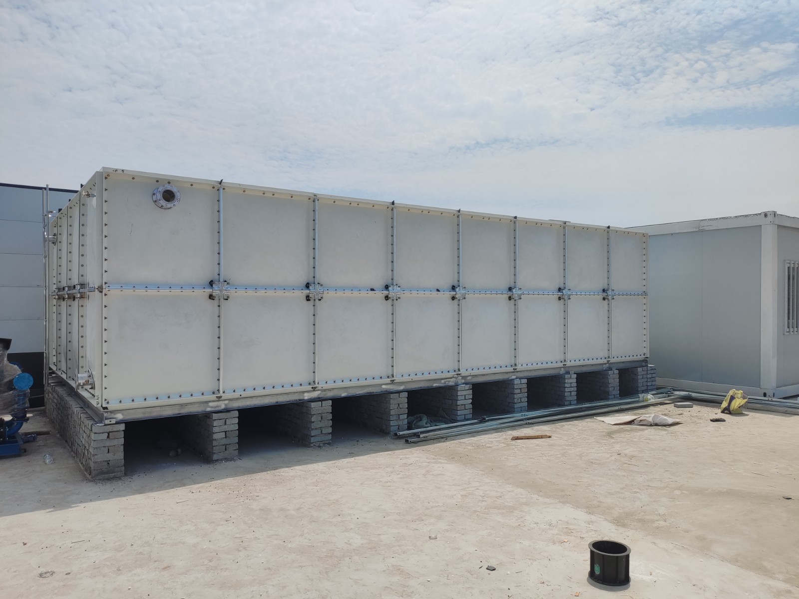 濟(jì)寧玻璃鋼消防水箱